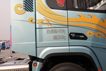 ��������G6000C 12.5L���� 600���� 6X4 ��ʿ��12�� AMT�Զ��� ǣ����ͼƬ