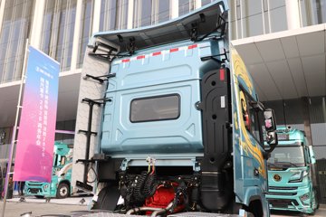 ��������G6000C 12.5L���� 600���� 6X4 ��ʿ��12�� AMT�Զ��� ǣ����ͼƬ