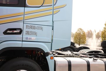 ��������G6000C 12.5L���� 600���� 6X4 ��ʿ��12�� AMT�Զ��� ǣ����ͼƬ