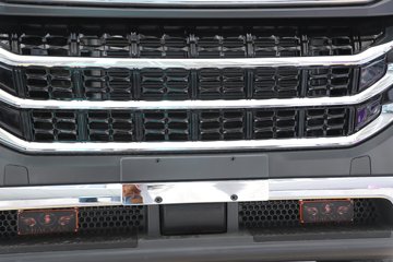 ��������G6000C 12.5L���� 600���� 6X4 ��ʿ��12�� AMT�Զ��� ǣ����ͼƬ