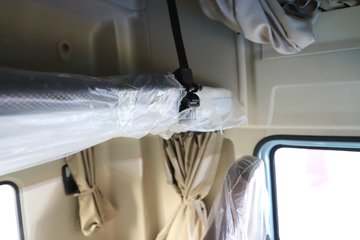 ��������G6000C 12.5L���� 600���� 6X4 ��ʿ��12�� AMT�Զ��� ǣ����ͼƬ