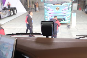 ��������G6000C 12.5L���� 600���� 6X4 ��ʿ��12�� AMT�Զ��� ǣ����ͼƬ