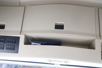 ��������G6000C 12.5L���� 600���� 6X4 ��ʿ��12�� AMT�Զ��� ǣ����ͼƬ