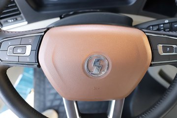 ��������G6000C 12.5L���� 600���� 6X4 ��ʿ��12�� AMT�Զ��� ǣ����ͼƬ