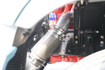 ��������G6000C 12.5L���� 600���� 6X4 ��ʿ��12�� AMT�Զ��� ǣ����ͼƬ