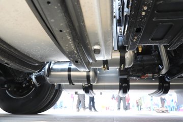 ��������G6000C 12.5L���� 600���� 6X4 ��ʿ��12�� AMT�Զ��� ǣ����ͼƬ