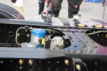 ��������G6000C 12.5L���� 600���� 6X4 ��ʿ��12�� AMT�Զ��� ǣ����ͼƬ