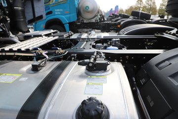 ��������G6000C 12.5L���� 600���� 6X4 ��ʿ��12�� AMT�Զ��� ǣ����ͼƬ