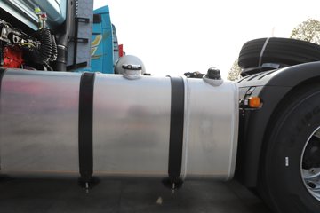 ��������G6000C 12.5L���� 600���� 6X4 ��ʿ��12�� AMT�Զ��� ǣ����ͼƬ