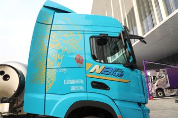 ��������H6000 ݼӢ�� 13.3L LNG 540���� 6X4 ��ʿ��12�� ǣ����ͼƬ