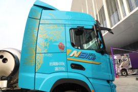 德龙H6000&nbsp;牵引车外观                                                图片