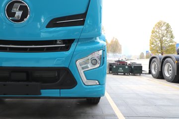 ��������H6000 ݼӢ�� 13.3L LNG 540���� 6X4 ��ʿ��12�� ǣ����ͼƬ