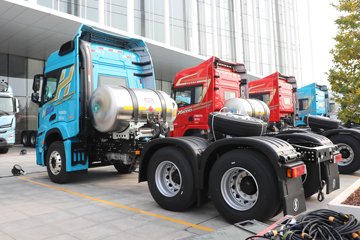 ��������H6000 ݼӢ�� 13.3L LNG 540���� 6X4 ��ʿ��12�� ǣ����ͼƬ