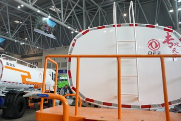 �������VR 220���� 4X2 �̻�������ͼƬ