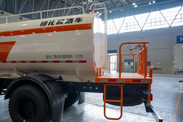 �������VR 220���� 4X2 �̻�������ͼƬ