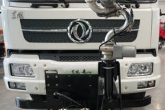 东风天锦VR  230马力 4X2 清洗车