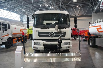 东风天锦VR&nbsp;清洗车外观图片