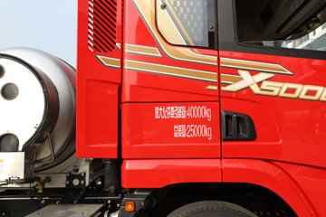 ��������X5000 ݼӢ�� 12.5L LNG 530���� 6X4 ��ʿ��12�� ǣ����ͼƬ