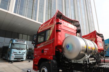 ��������X5000 ݼӢ�� 12.5L LNG 530���� 6X4 ��ʿ��12�� ǣ����ͼƬ