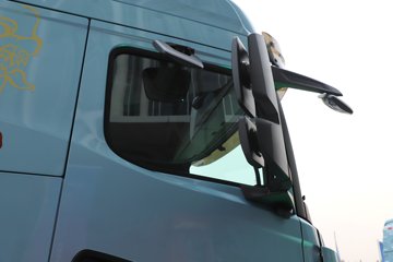 ��������M6000 �콢�� 6.8L���� 320���� 4X2 10�� 9.8����ʽ�ػ���ͼƬ