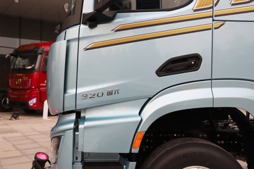 ��������M6000 �콢�� 6.8L���� 320���� 4X2 10�� 9.8����ʽ�ػ���ͼƬ