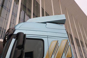 ��������M6000 �콢�� 6.8L���� 320���� 4X2 10�� 9.8����ʽ�ػ���ͼƬ