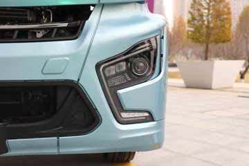 ��������M6000 �콢�� 6.8L���� 320���� 4X2 10�� 9.8����ʽ�ػ���ͼƬ