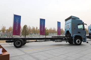 ��������M6000 �콢�� 6.8L���� 320���� 4X2 10�� 9.8����ʽ�ػ���ͼƬ