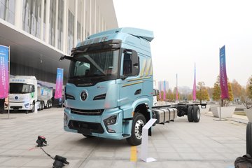 ��������M6000 �콢�� 6.8L���� 320���� 4X2 10�� 9.8����ʽ�ػ���ͼƬ