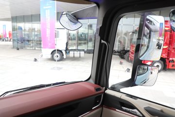 ��������M6000 �콢�� 6.8L���� 320���� 4X2 10�� 9.8����ʽ�ػ���ͼƬ