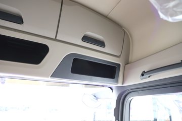 ��������M6000 �콢�� 6.8L���� 320���� 4X2 10�� 9.8����ʽ�ػ���ͼƬ