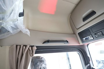 ��������M6000 �콢�� 6.8L���� 320���� 4X2 10�� 9.8����ʽ�ػ���ͼƬ