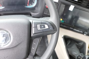 ��������M6000 �콢�� 6.8L���� 320���� 4X2 10�� 9.8����ʽ�ػ���ͼƬ