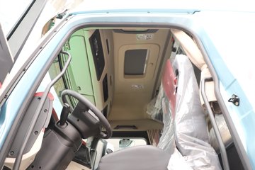 ��������M6000 �콢�� 6.8L���� 320���� 4X2 10�� 9.8����ʽ�ػ���ͼƬ