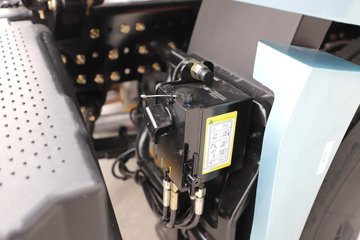 ��������M6000 �콢�� 6.8L���� 320���� 4X2 10�� 9.8����ʽ�ػ���ͼƬ