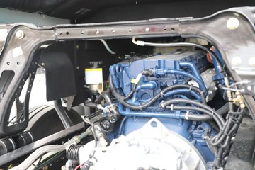 ��������M6000 �콢�� 6.8L���� 320���� 4X2 10�� 9.8����ʽ�ػ���ͼƬ