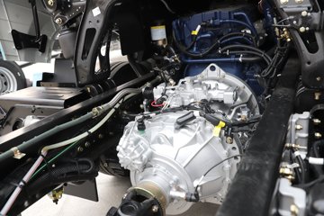 ��������M6000 �콢�� 6.8L���� 320���� 4X2 10�� 9.8����ʽ�ػ���ͼƬ