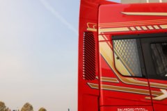 陕汽德龙X5000 菁英版 14.6L柴油 680马力 6X4 法士特16档 牵引车