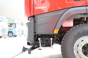 ��������X5000 ݼӢ�� 14.6L���� 680���� 6X4 ��ʿ��16�� ǣ����ͼƬ