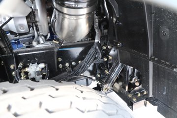 ��������X5000 ݼӢ�� 14.6L���� 680���� 6X4 ��ʿ��16�� ǣ����ͼƬ