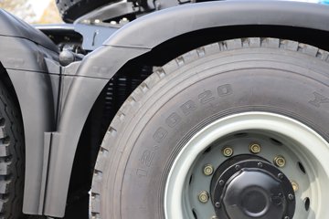 ��������X5000 ݼӢ�� 14.6L���� 680���� 6X4 ��ʿ��16�� ǣ����ͼƬ