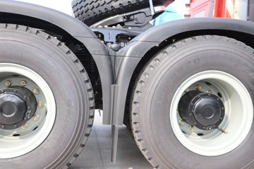 ��������X5000 ݼӢ�� 14.6L���� 680���� 6X4 ��ʿ��16�� ǣ����ͼƬ