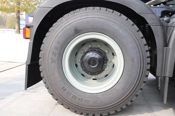 ��������X5000 ݼӢ�� 14.6L���� 680���� 6X4 ��ʿ��16�� ǣ����ͼƬ