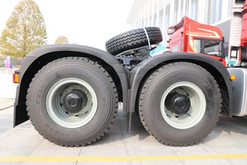 ��������X5000 ݼӢ�� 14.6L���� 680���� 6X4 ��ʿ��16�� ǣ����ͼƬ