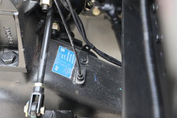 ��������X5000 ݼӢ�� 14.6L���� 680���� 6X4 ��ʿ��16�� ǣ����ͼƬ