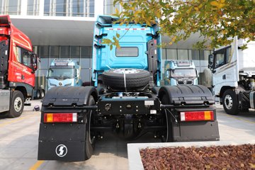 ��������X5000 ݼӢ�� 11.5L���� 530���� 6X4 ��ʿ��12�� ǣ����ͼƬ