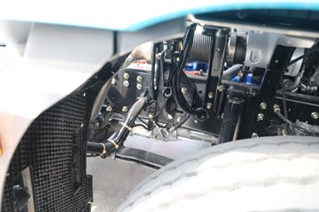 ��������X5000 ݼӢ�� 11.5L���� 530���� 6X4 ��ʿ��12�� ǣ����ͼƬ