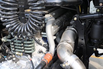 ��������X5000 ݼӢ�� 11.5L���� 530���� 6X4 ��ʿ��12�� ǣ����ͼƬ