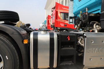 ��������X5000 ݼӢ�� 11.5L���� 530���� 6X4 ��ʿ��12�� ǣ����ͼƬ