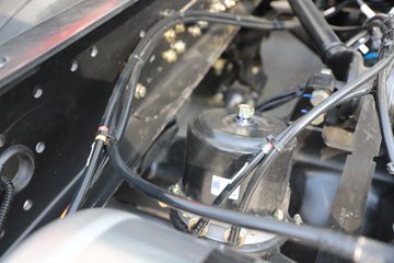 ��������X5000 ݼӢ�� 11.5L���� 530���� 6X4 ��ʿ��12�� ǣ����ͼƬ